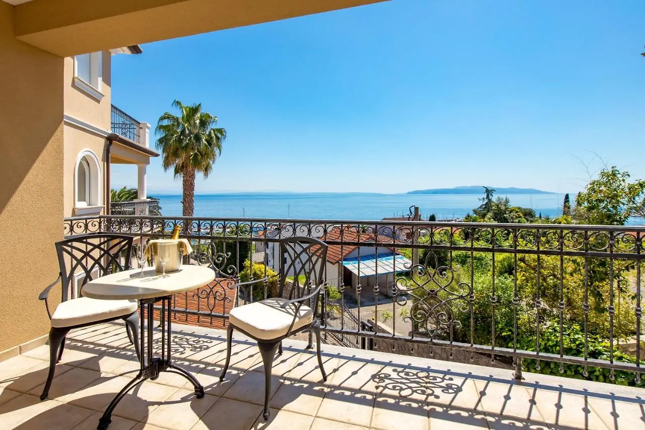 Villa Perla Apartments With Balcony Icici
