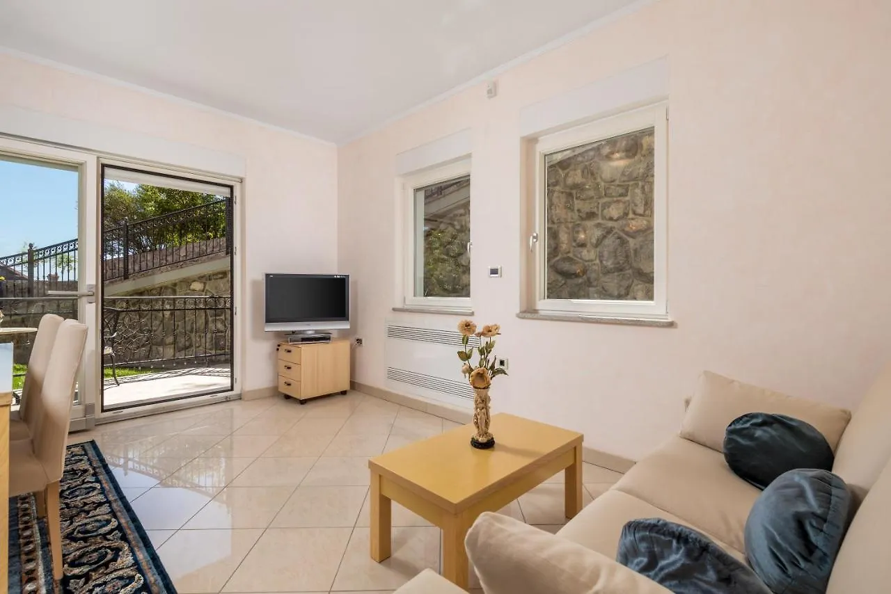 Villa Perla Apartments With Balcony Icici