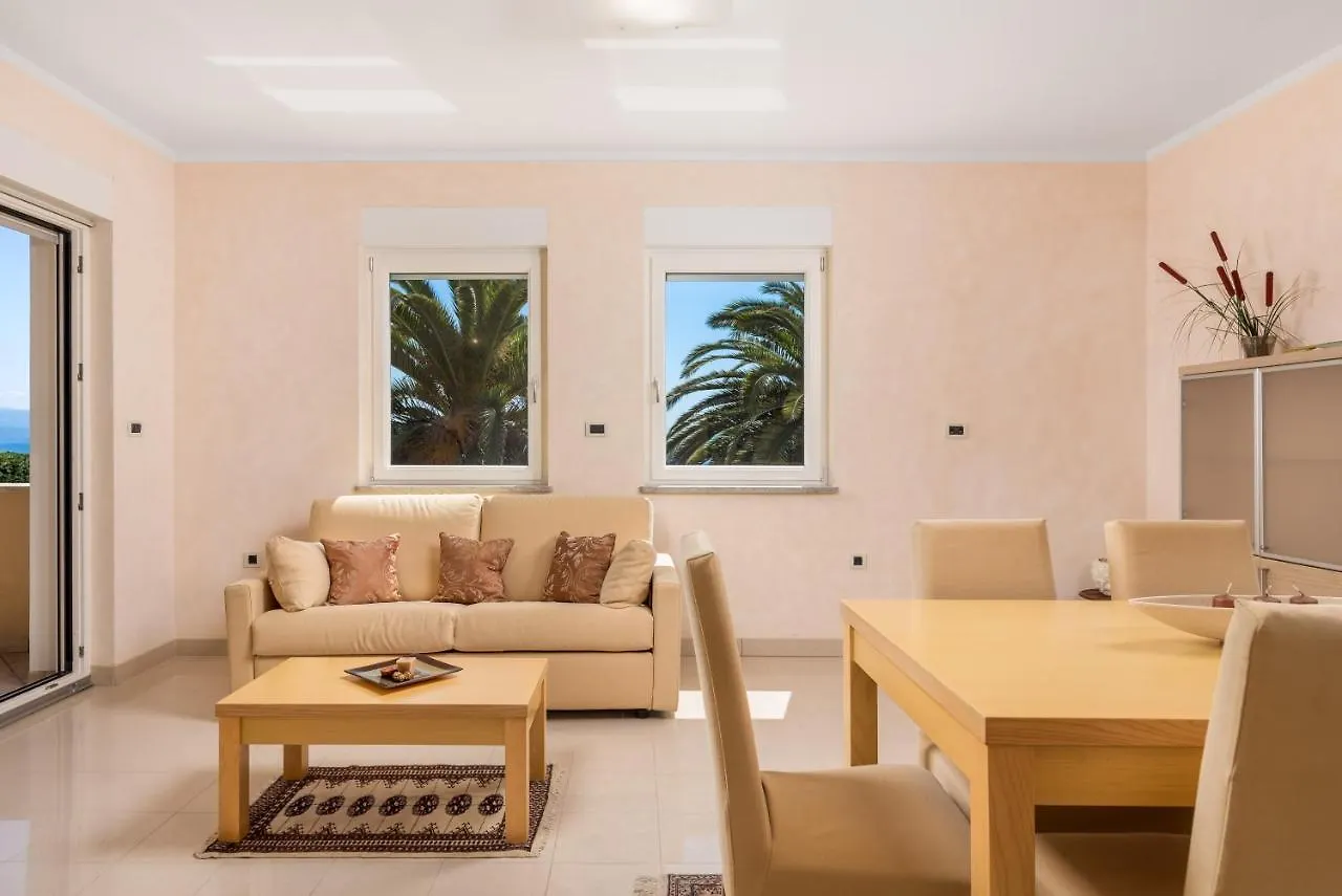 Villa Perla Apartments With Balcony Icici