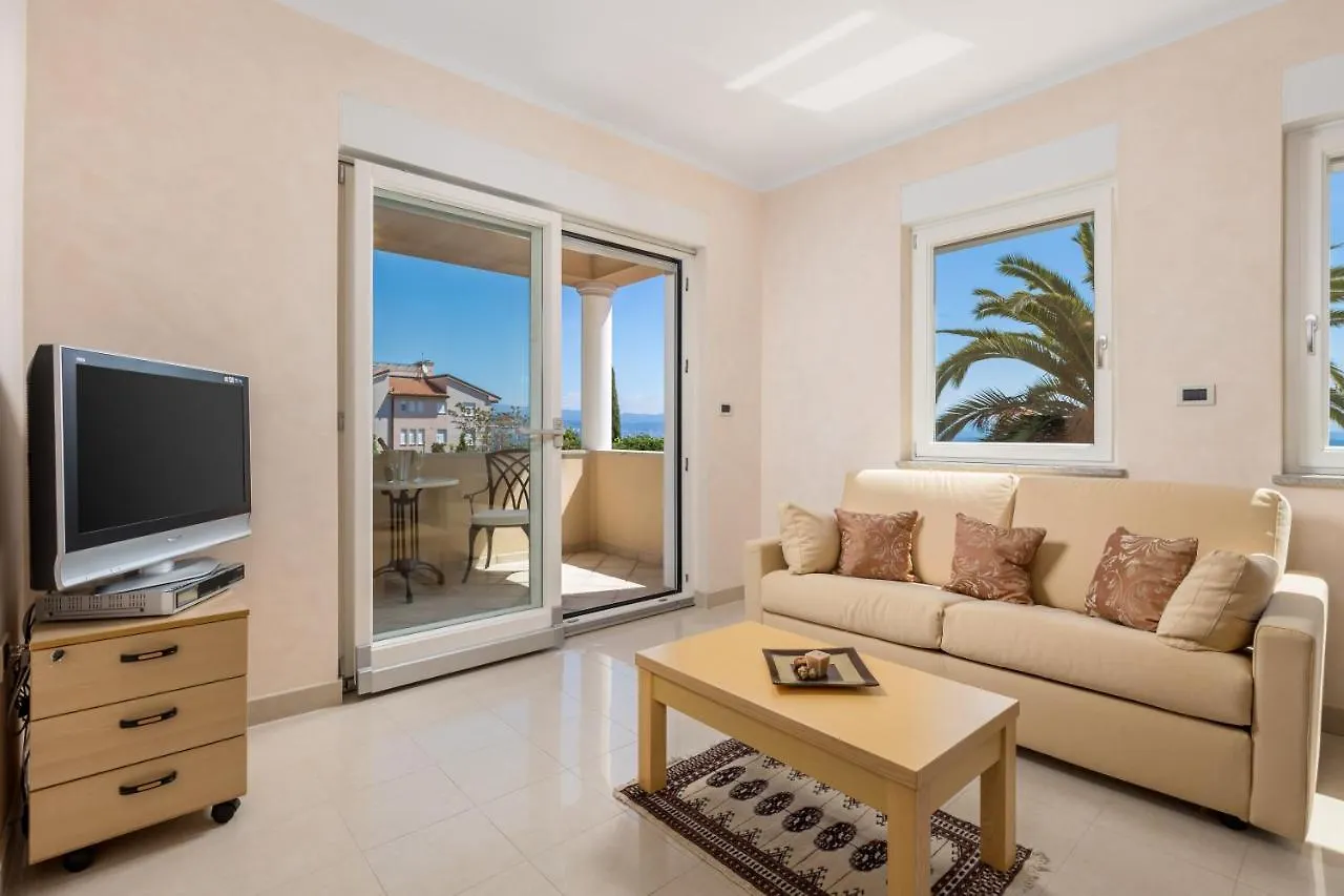Villa Perla Apartments With Balcony Icici