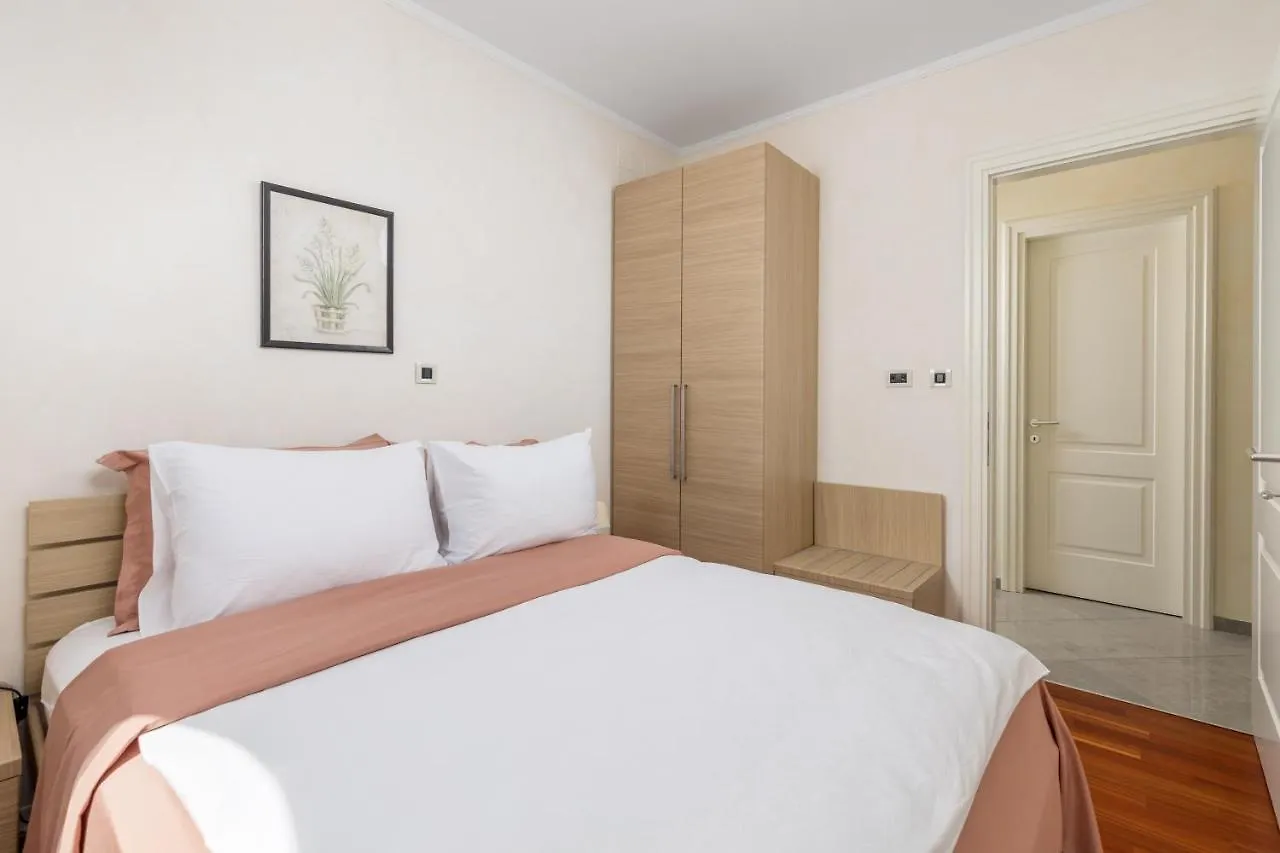 Villa Perla Apartments With Balcony Icici