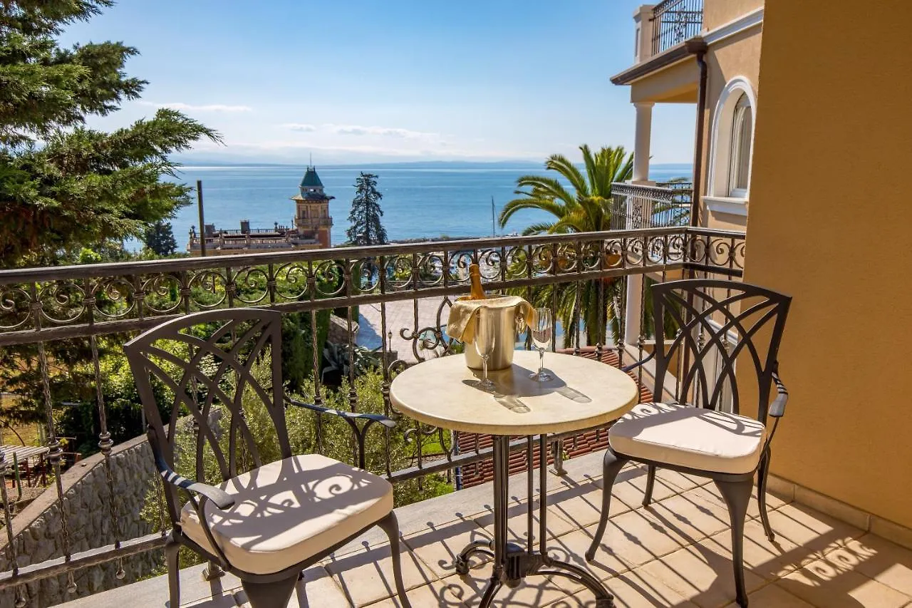 Villa Perla Apartments With Balcony Icici