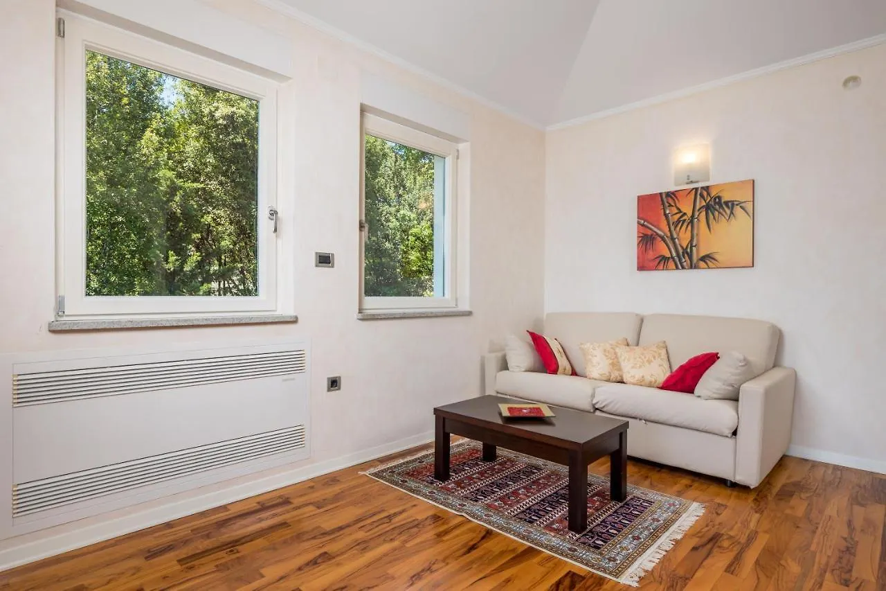 Villa Perla Apartments With Balcony Icici